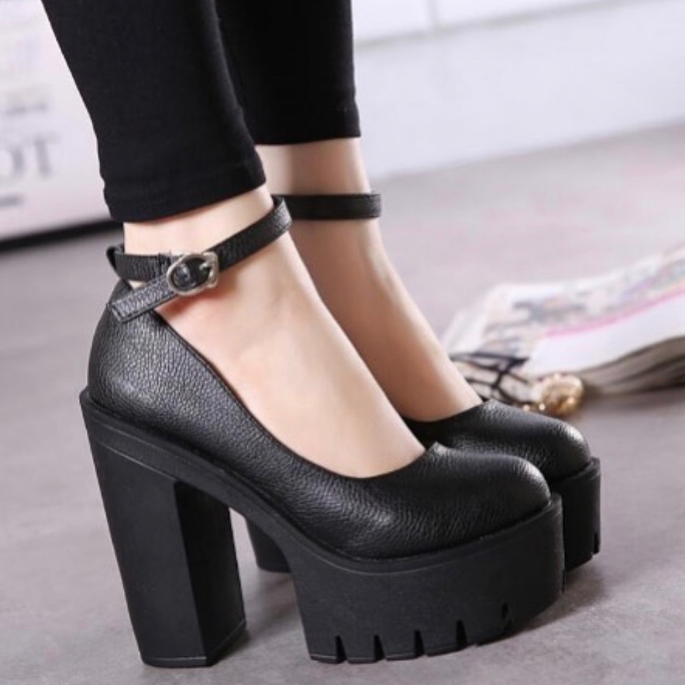 Mary Jane platform heels